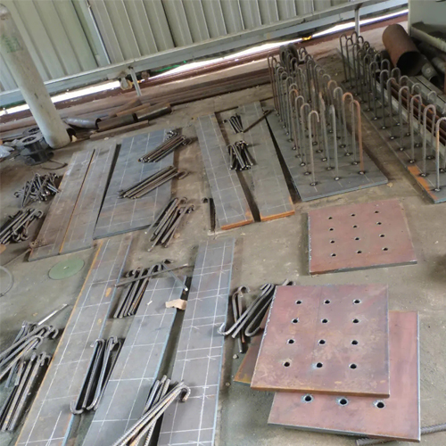 有哪些其他因素会影响郴州预埋件位置的确定？